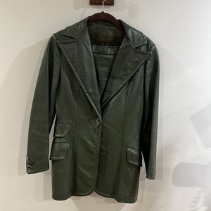70s Vintage 2-piece leather skirt suit | Green